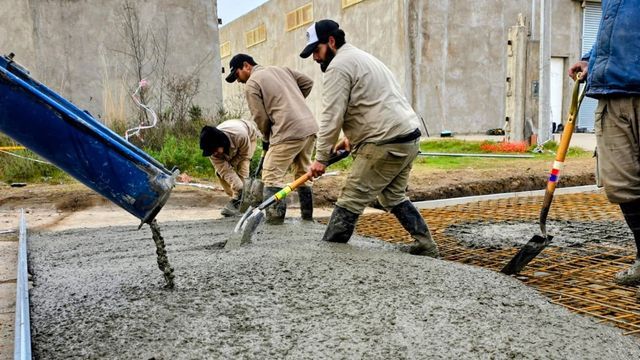 Finalizó la obra de repavimentación integral en calle Paso. 