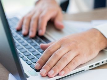 Buscan jóvenes profesionales en Córdoba para asesorar gratis a pymes: cómo anotarse