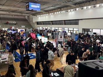 Más de 70 stands participaron de una nueva Expo Carreras en Carlos Paz