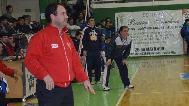Leandro "Topa" Carbonell debutará como DT de Espora 