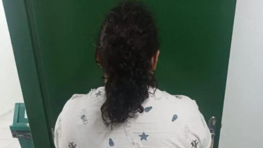 Tiene 37 años y se hizo pasar por una nena de 12 para que una familia la cuidara: fue detenida por la policía