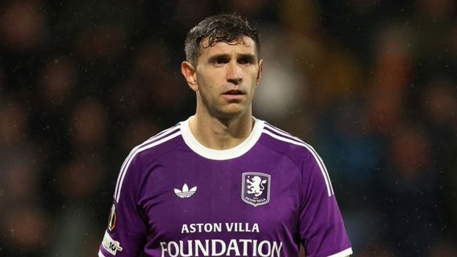 El arquero Emiliano Martínez, con un pie afuera del Aston Villa. El club inglés lo cotizó y tiene reemplazante.