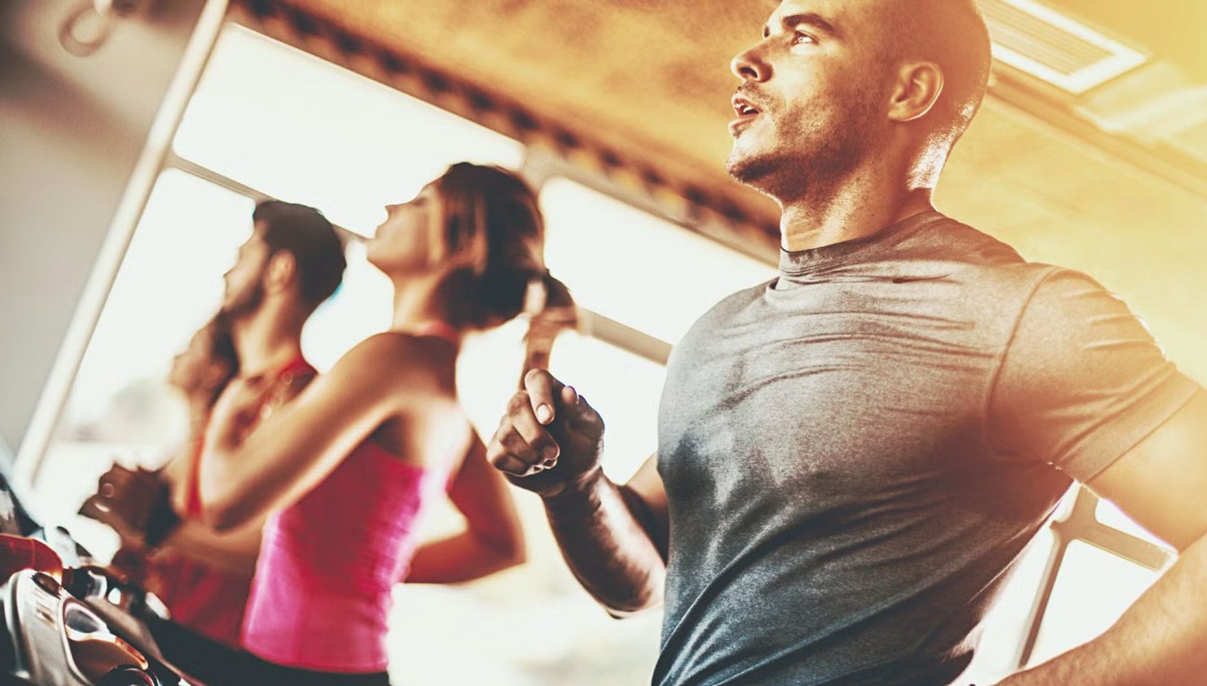 Comencé el gimnasio: ¿Qué tomo, creatina o proteína? I Opina una nutricionista especializada en salud hormonal