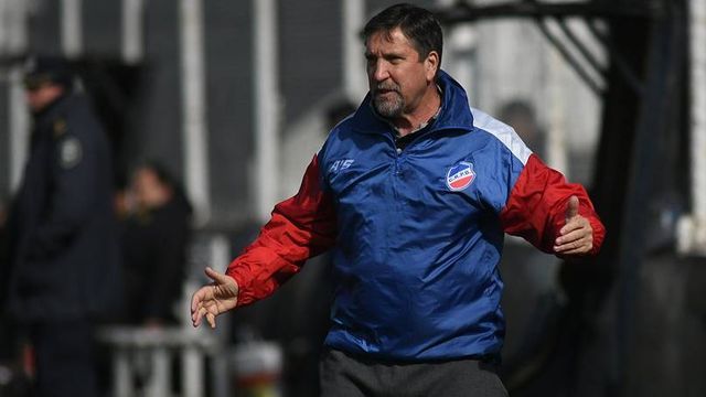 Marcelo Katz (Rosario Puerto Belgrano). 