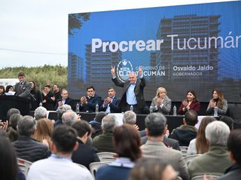 Jaldo anticipó que el año próximo se entregarían 300 viviendas del Procrear