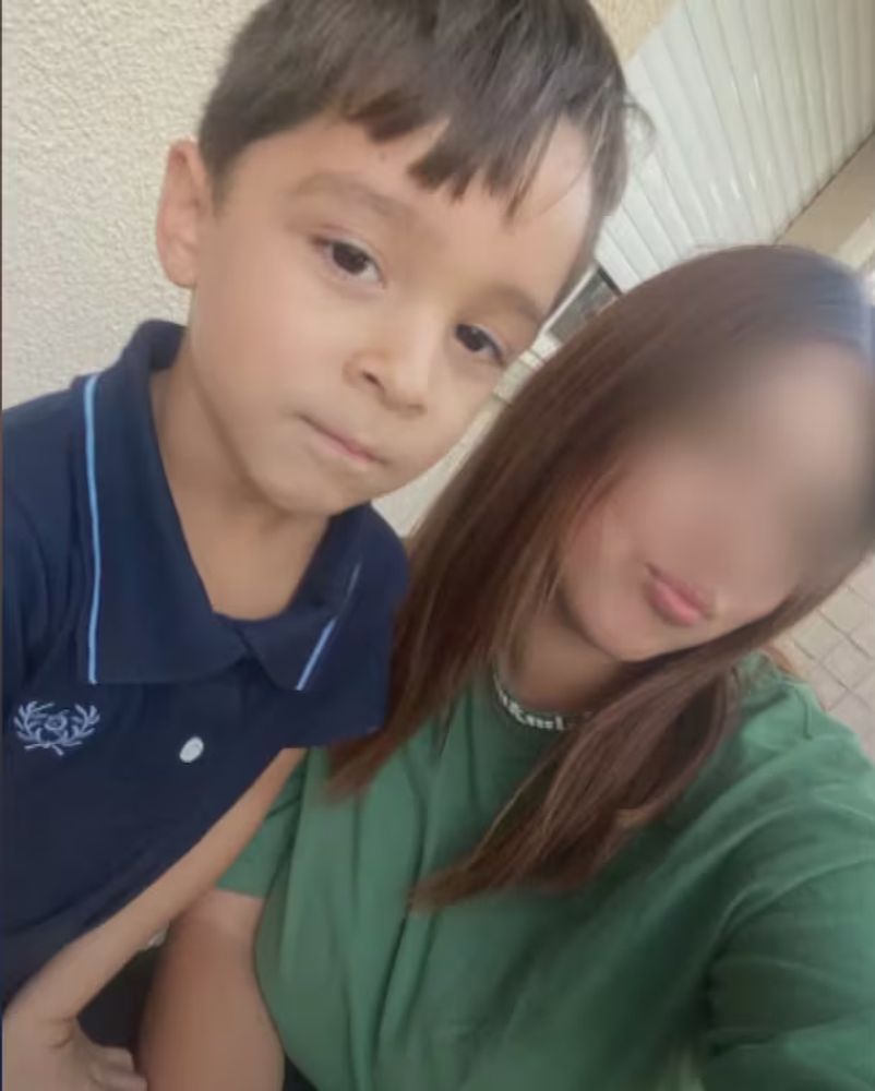 Izan, el nene de 6 años que fue encontrado muerto junto a su madre