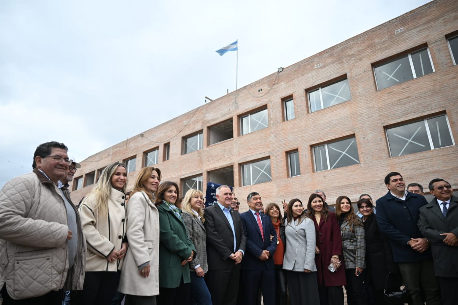 Participaron legisladores, intendentas, el IPVyDU y representantes de la Cámara de la Construcción y la UOCRA.