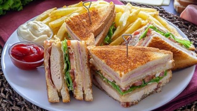 Qué es el "club sándwich" y cómo hacerlo: receta fácil y rápida para resolver el almuerzo o la cena