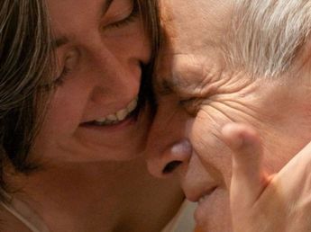 Qué ver en Netflix: la película que retrata un amor de 25 años frente al peor de los olvidos