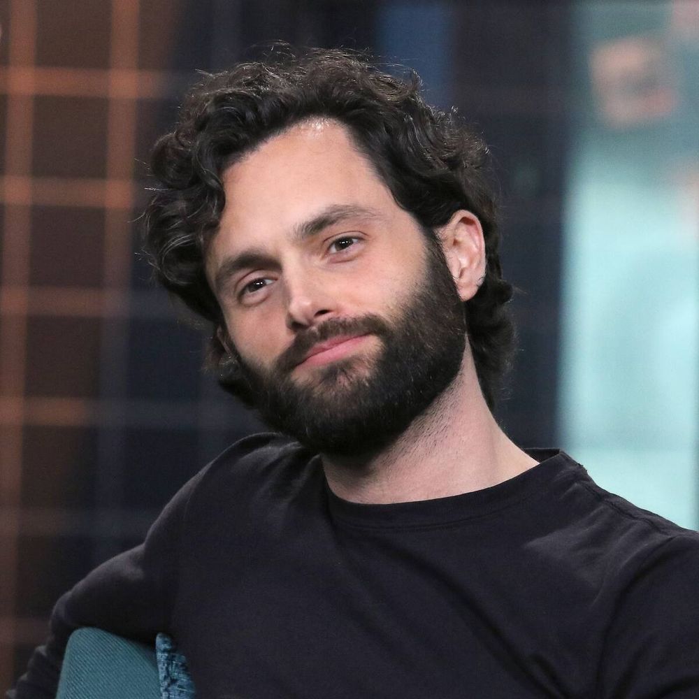 Penn Badgley.