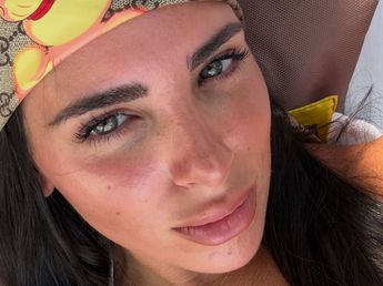 Valentina Cervantes se sumó a la tendencia del "comfy wear" y arrasó con un conjunto de su propia marca
