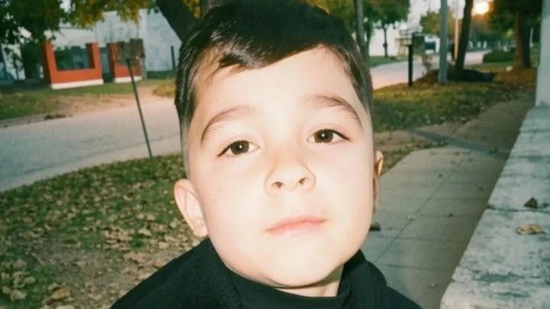 Izan, el nene de 6 años que fue encontrado muerto junto a su madre