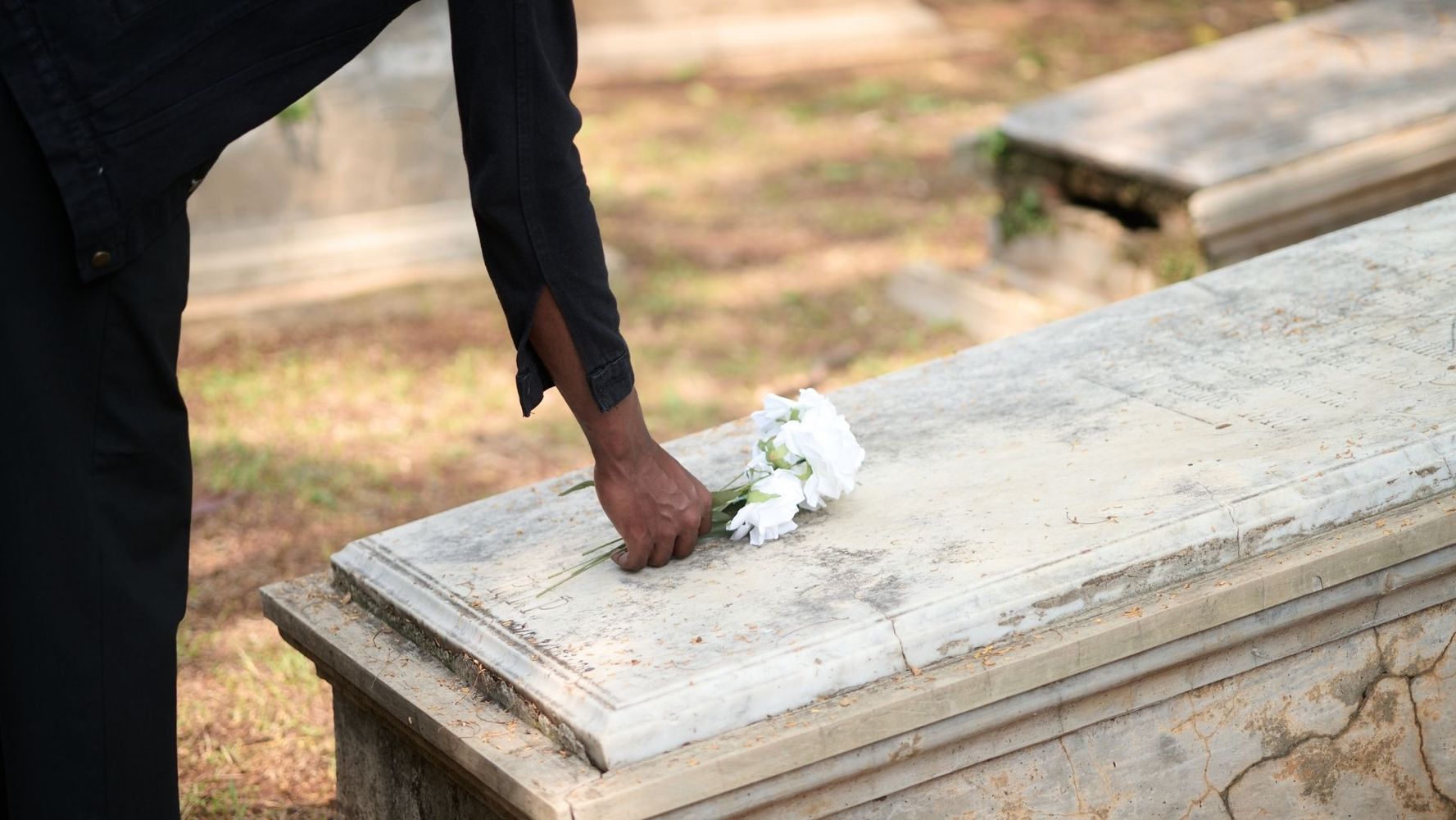 Qué pasa con las deudas de una persona cuando muere: ¿las tienen que pagar los hijos cuando heredan?