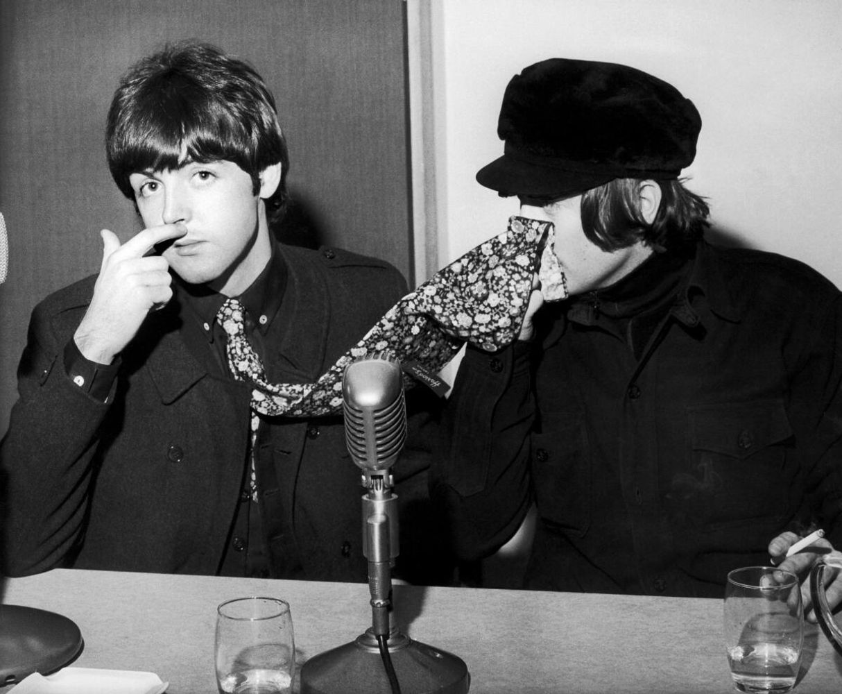 John Lennon, músico: “Paul McCartney dijo que Hey Jude fue escrita para mi hijo Julian, pero yo siempre la he sentido como una canción escrita para mí”