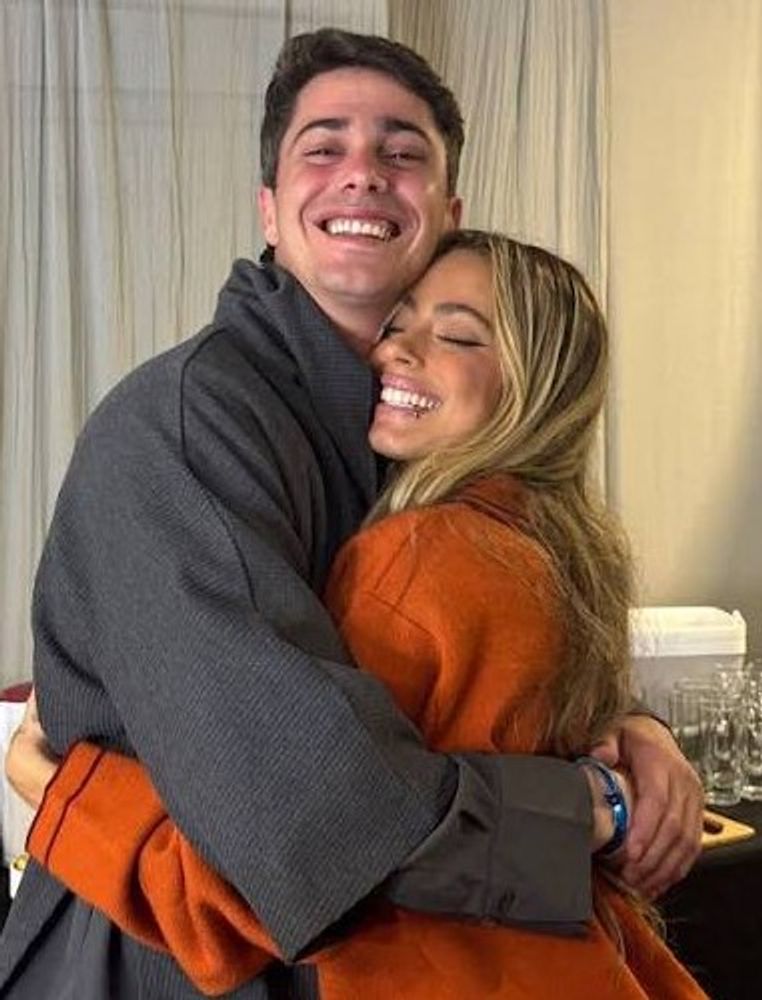 ¿De qué trabaja? La sospecha de Tini Stoessel sobre su hermano Fran y sus negocios millonarios