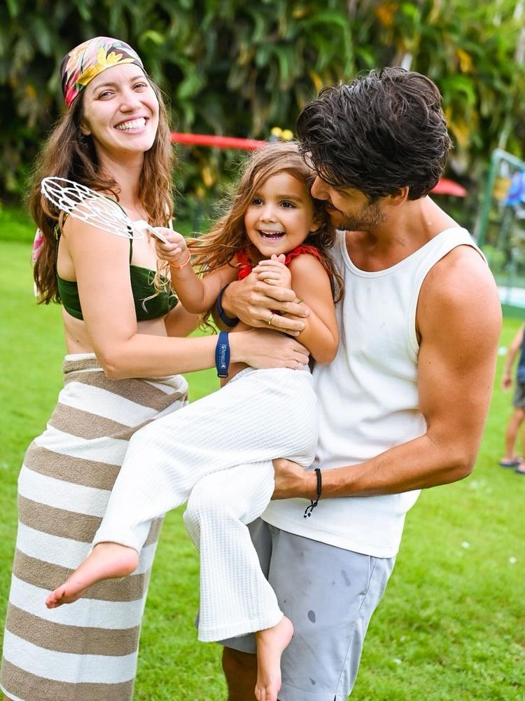 Nathalia Dill atraviesa una nueva etapa personal después de convertirse en madre de su hija Eva.