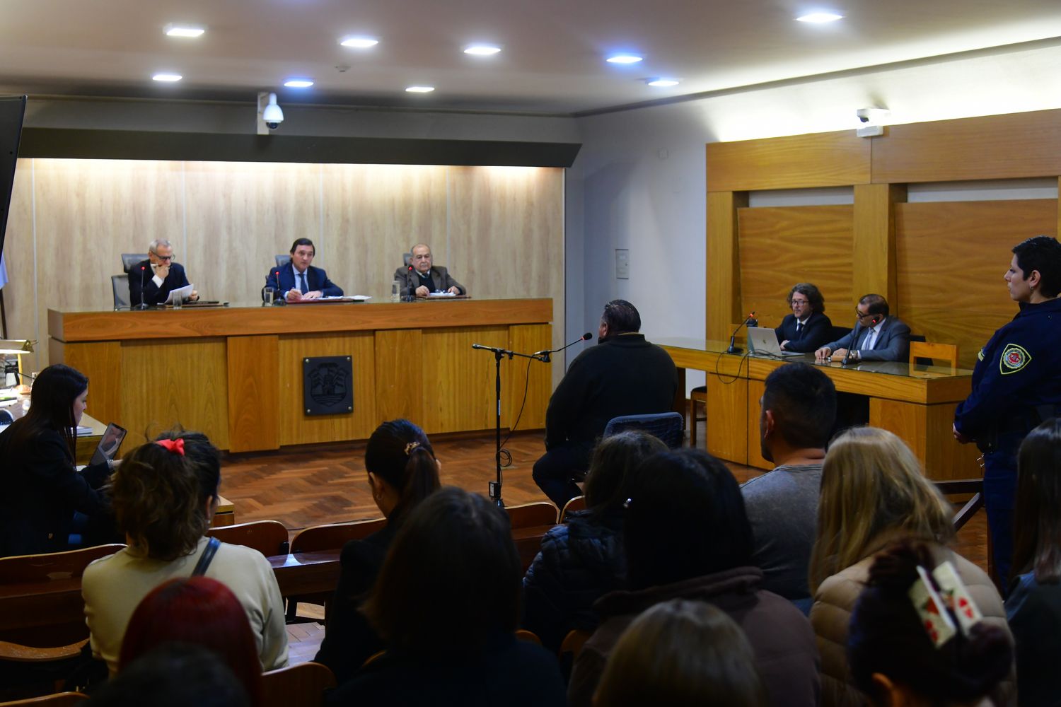 Comienza el juicio a José Nieto, dueño de los perros que mataron a Trinidad Ballesteros en 2023, en barrio Estación Flores de la ciudad de Córdoba.