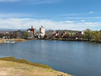 Viernes con sol y una máxima de 18 grados en Carlos Paz