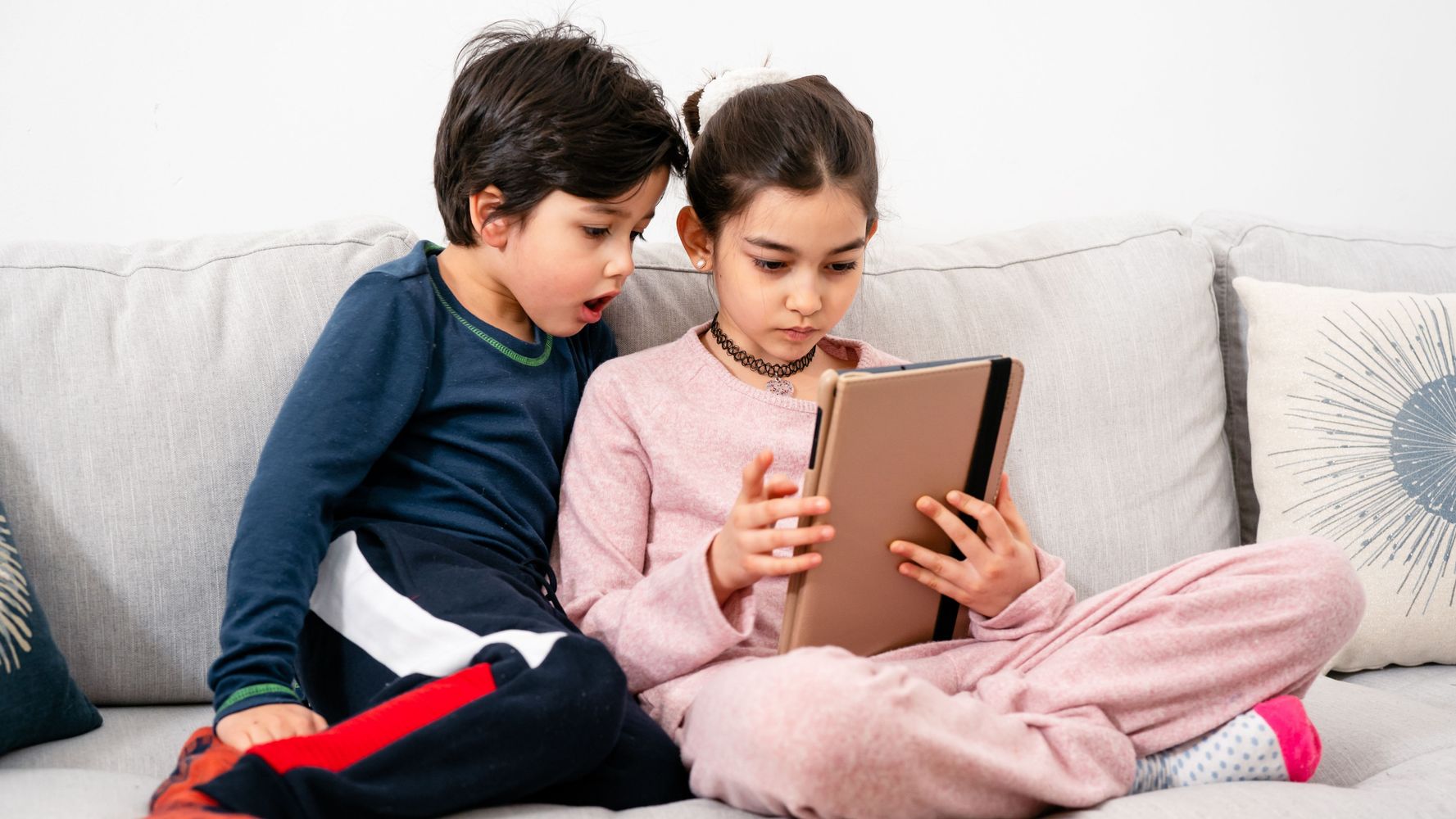 El uso de pantallas en los niños aumentó significativamente en los últimos años.