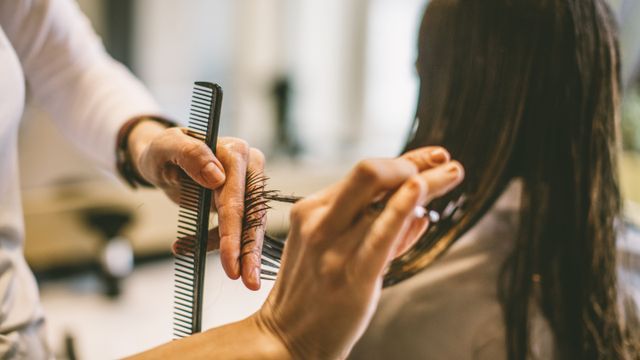 Los peluqueros revelaron cuáles son los cortes claves para evitar el frizz.