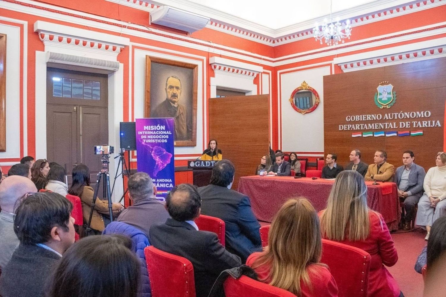 Organizado por la ONG Link Andino Bioceánico, el encuentro “Tarija Conecta” reunió en esa ciudad a empresarios, operadores turísticos y representantes institucionales de Bolivia y Argentina.