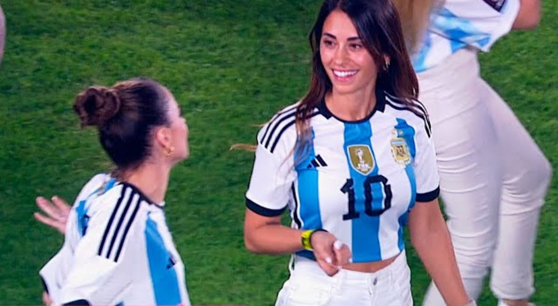 El inesperado papel de Antonela Roccuzzo en la pelea de Tini Stoessel con su papá: qué hizo