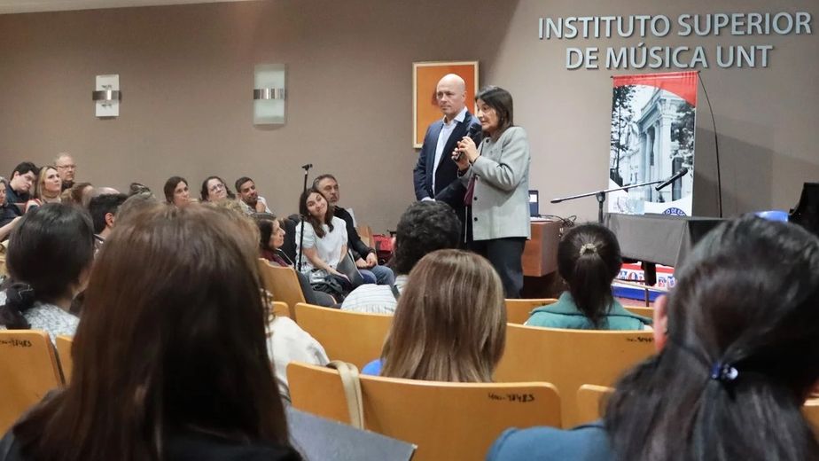 La actividad tuvo como sede el Instituto Superior de Música de la UNT (ISMUNT).