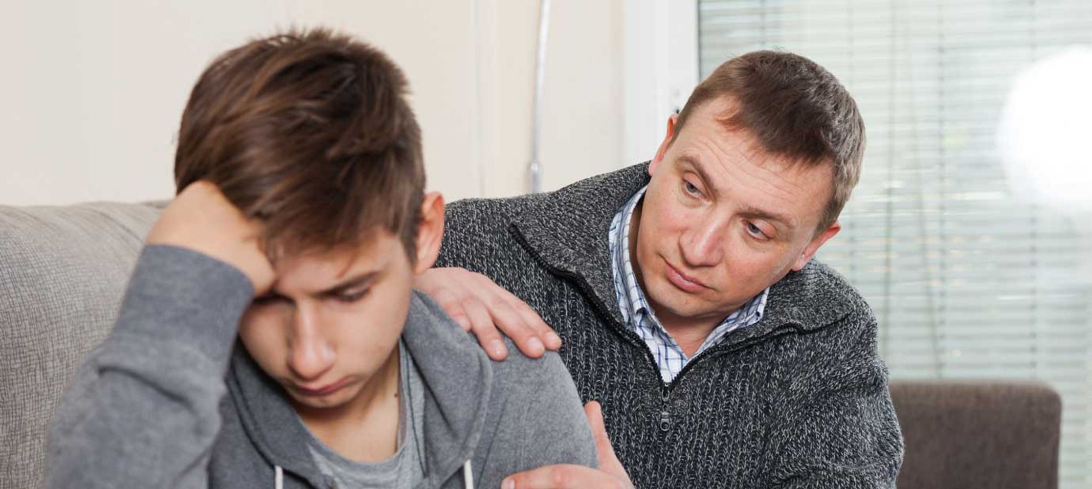 Alfonso Navarro, psicólogo de adolescentes: "Cuando pierden el control, necesitan un adulto capaz de marcar el límite"