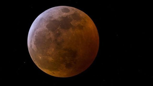 Eclipse lunar.