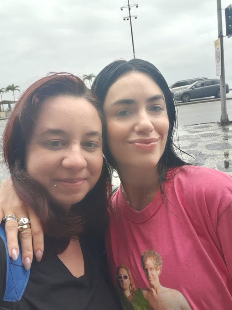 Las fotos de la íntima despedida de soltera de Lali Espósito en Río de Janeiro: remeras temáticas, restaurante de lujo y salidas nocturnas