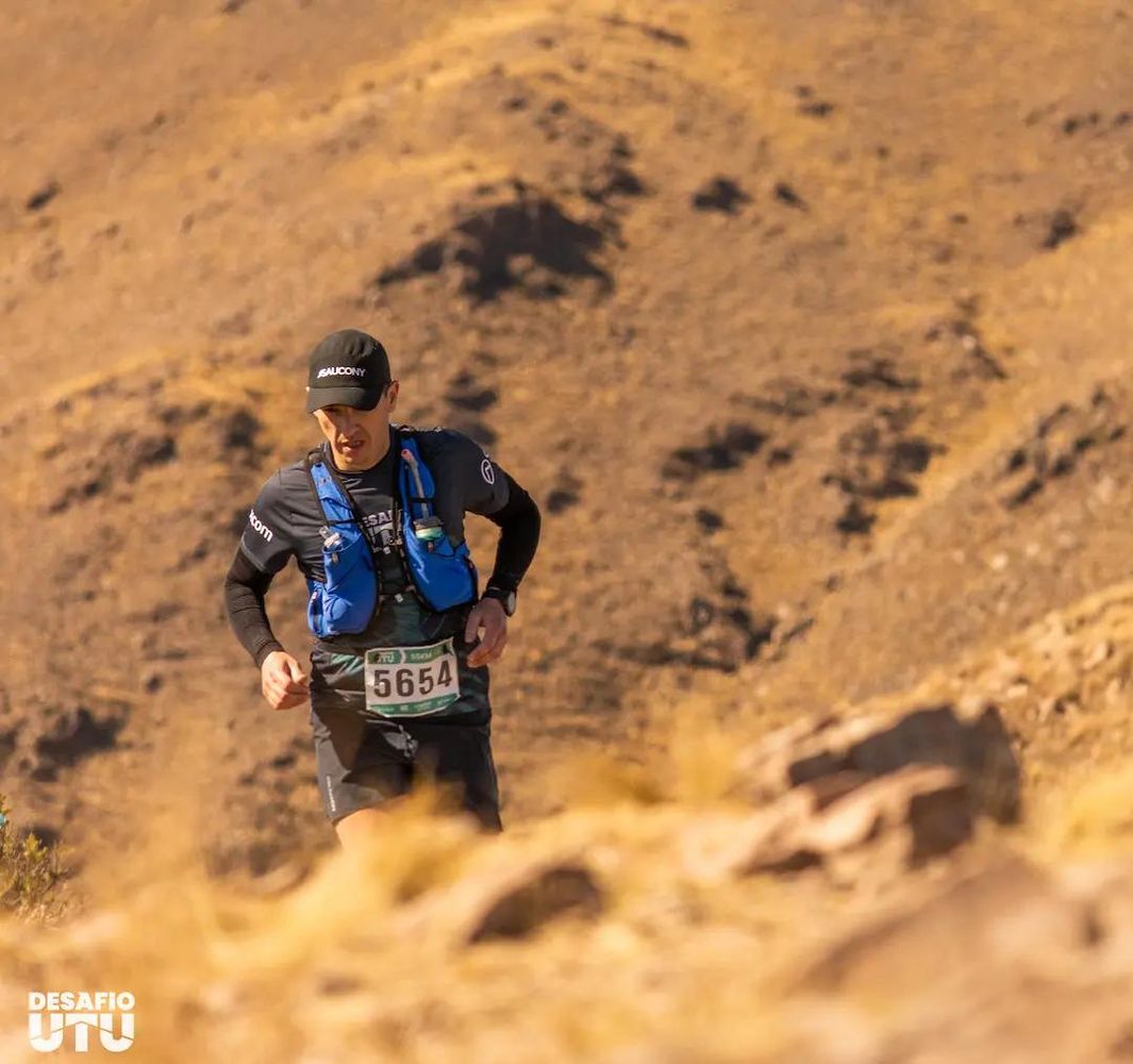 El Desafío UTU vuelve a recorrer este domingo los exigentes senderos de Capilla del Monte, con distancias para diferentes categorías y la montaña como gran protagonista.
