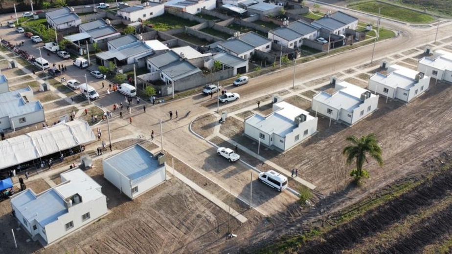 El IPVDU cumplió el plazo previsto para un emprendimiento iniciado en julio de 2025 en Monteros.