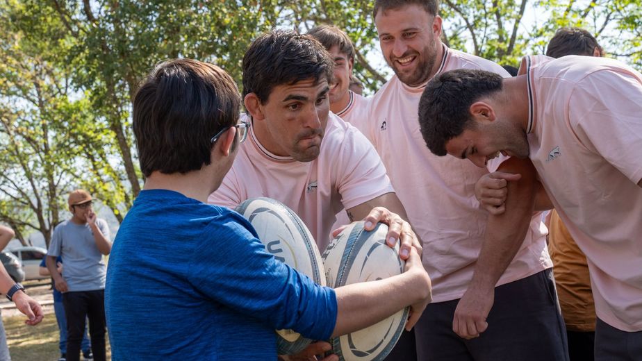Emoción e inclusión: Los Pumas compartieron una divertida tarde con la Asociación "Todos Juntos", en Jujuy.