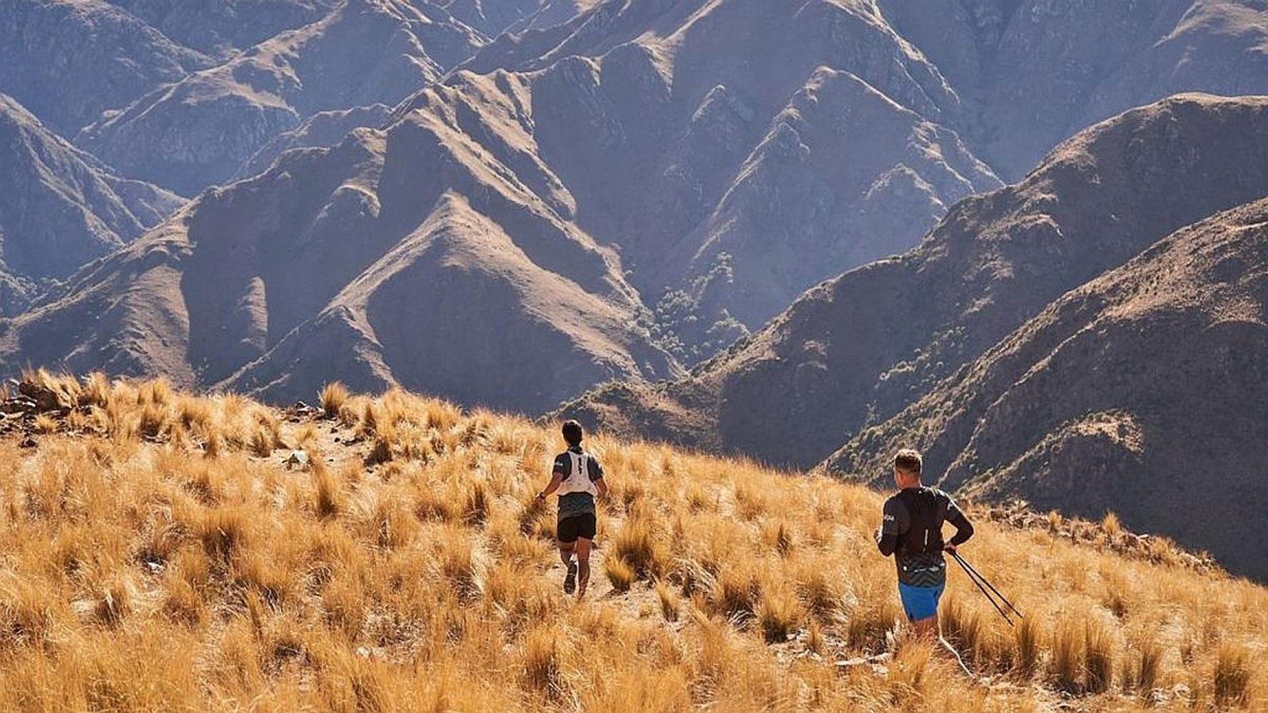 El Desafío UTU vuelve a recorrer este domingo los exigentes senderos de Capilla del Monte, con distancias para diferentes categorías y la montaña como gran protagonista.