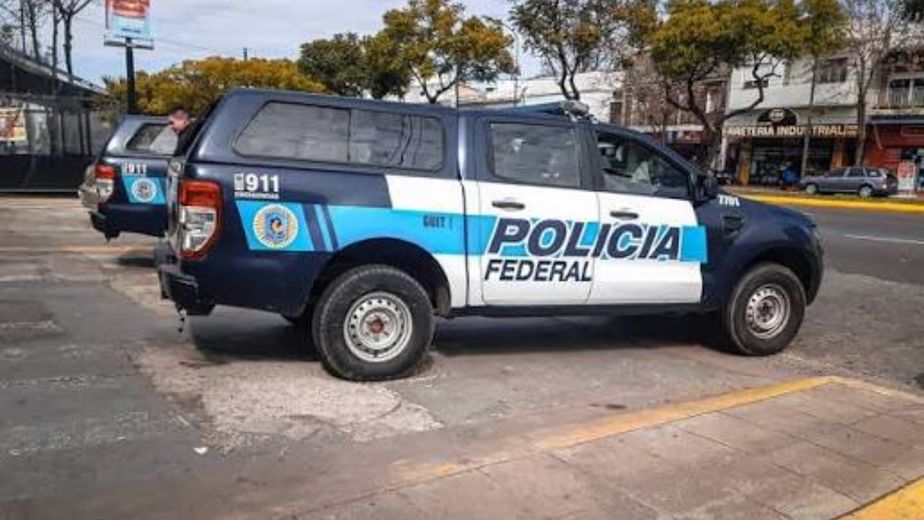Detuvieron a policías federales que asaltaron a una familia en Córdoba