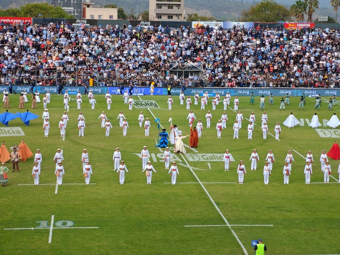 En el entretiempo del partido de Los Pumas versus Wallabies, se presentó un número artístico que resumió la música, las tradiciones y la cultura de Jujuy.