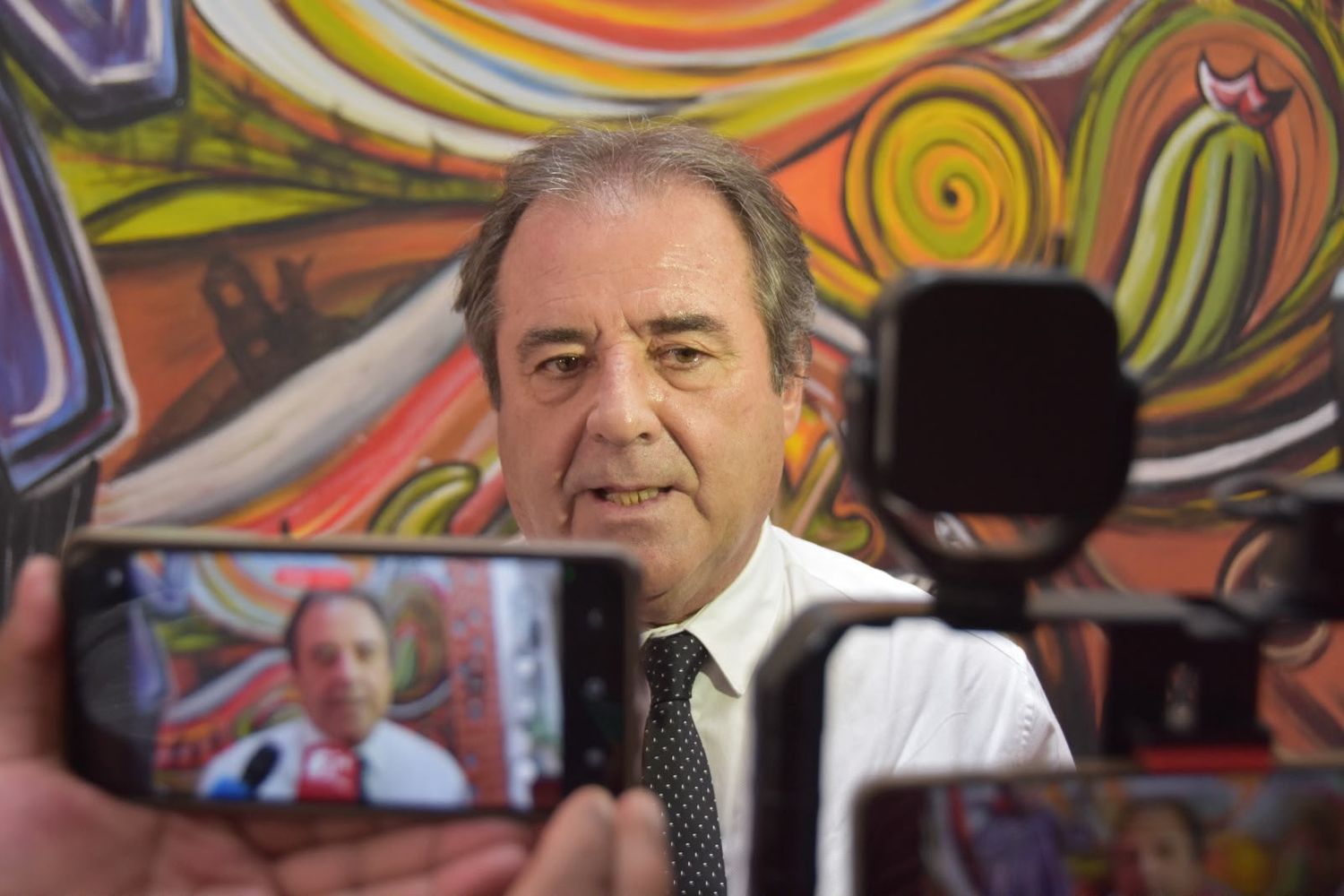 Un presidente no puede usar el insulto sistemático como política de comunicación de Estado, ni impulsar mecanismos legales para castigar la crítica, sostiene Alberto Bernis.