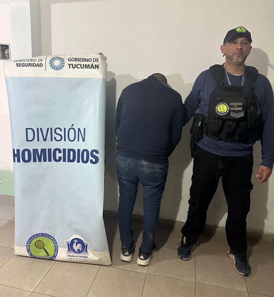 La División Homicidios detuvo a uno de los sospechosos tras analizar cámaras de seguridad de la zona.