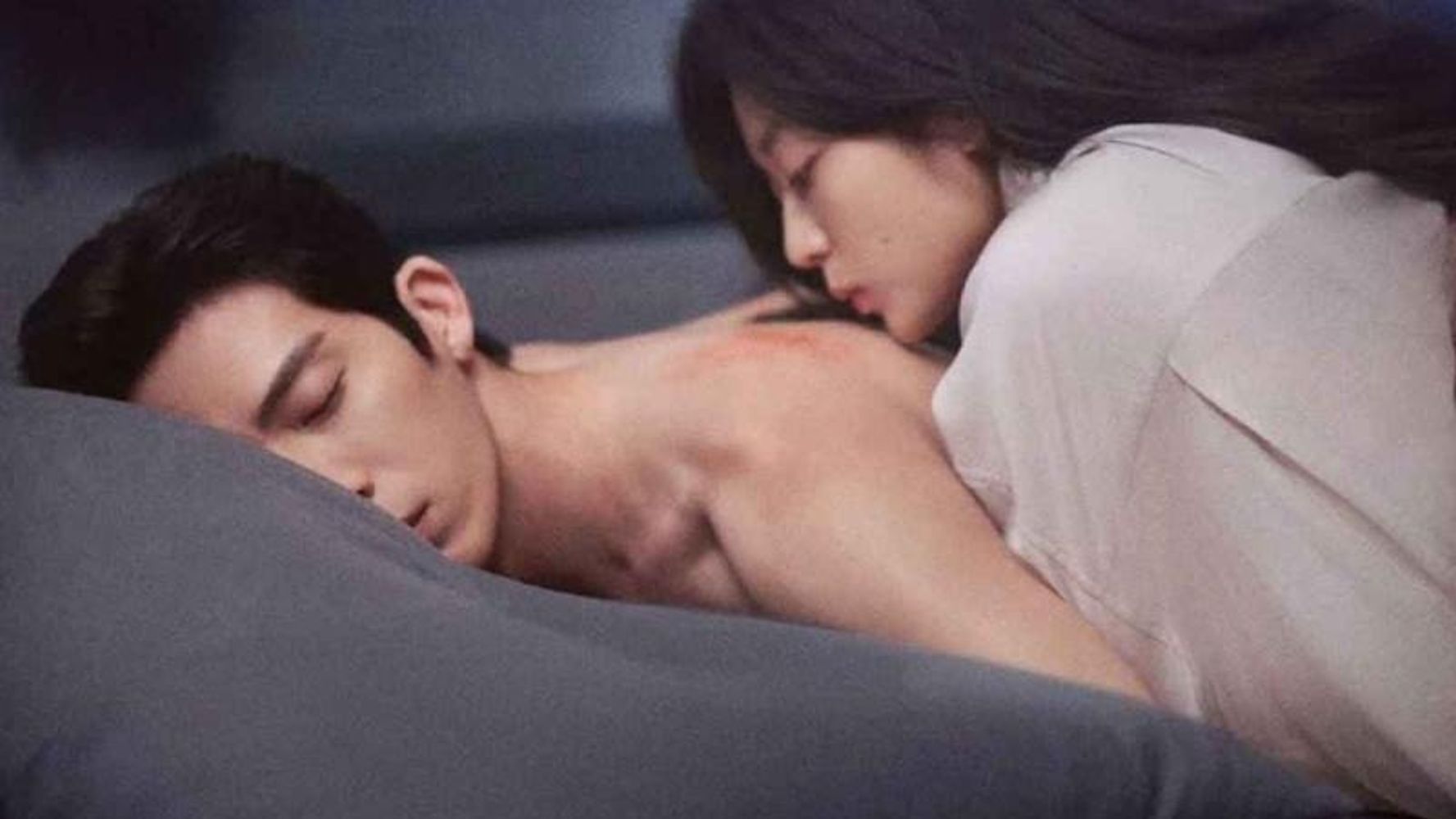 Sun Qian y Jing Boran encabezan el reparto de “La primavera temprana”, actualmente en emisión en Netflix.