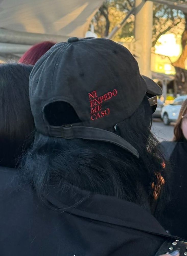 El insólito error en los souvenirs de la despedida de soltera de Lali Espósito: "Analfabeta"