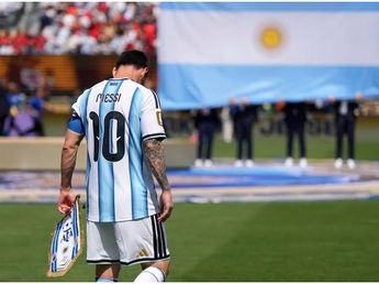 Tras el retiro de Lionel Messi, qué pasará con la número 10 de la Argentina: desde la posibilidad de sacarla hasta el jugador que podría usarla