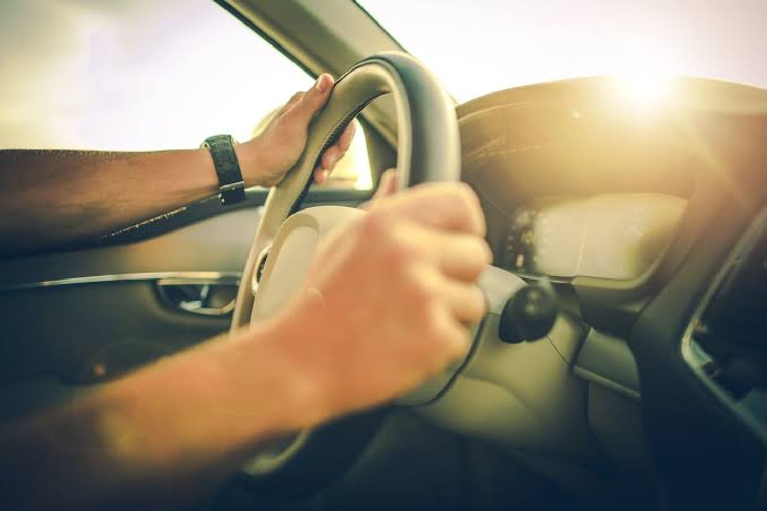 Conducir más rápido no ahorra tiempo y hace gastar combustible, según un importante estudio de la Universidad de Minnesota