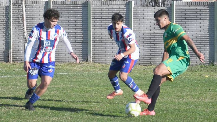 Rosario y Comercial emptaron 1 a 1. 