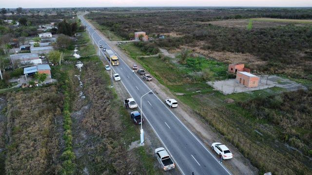 La obra se suma a diez cuadras de pavimento inauguradas en la comuna.