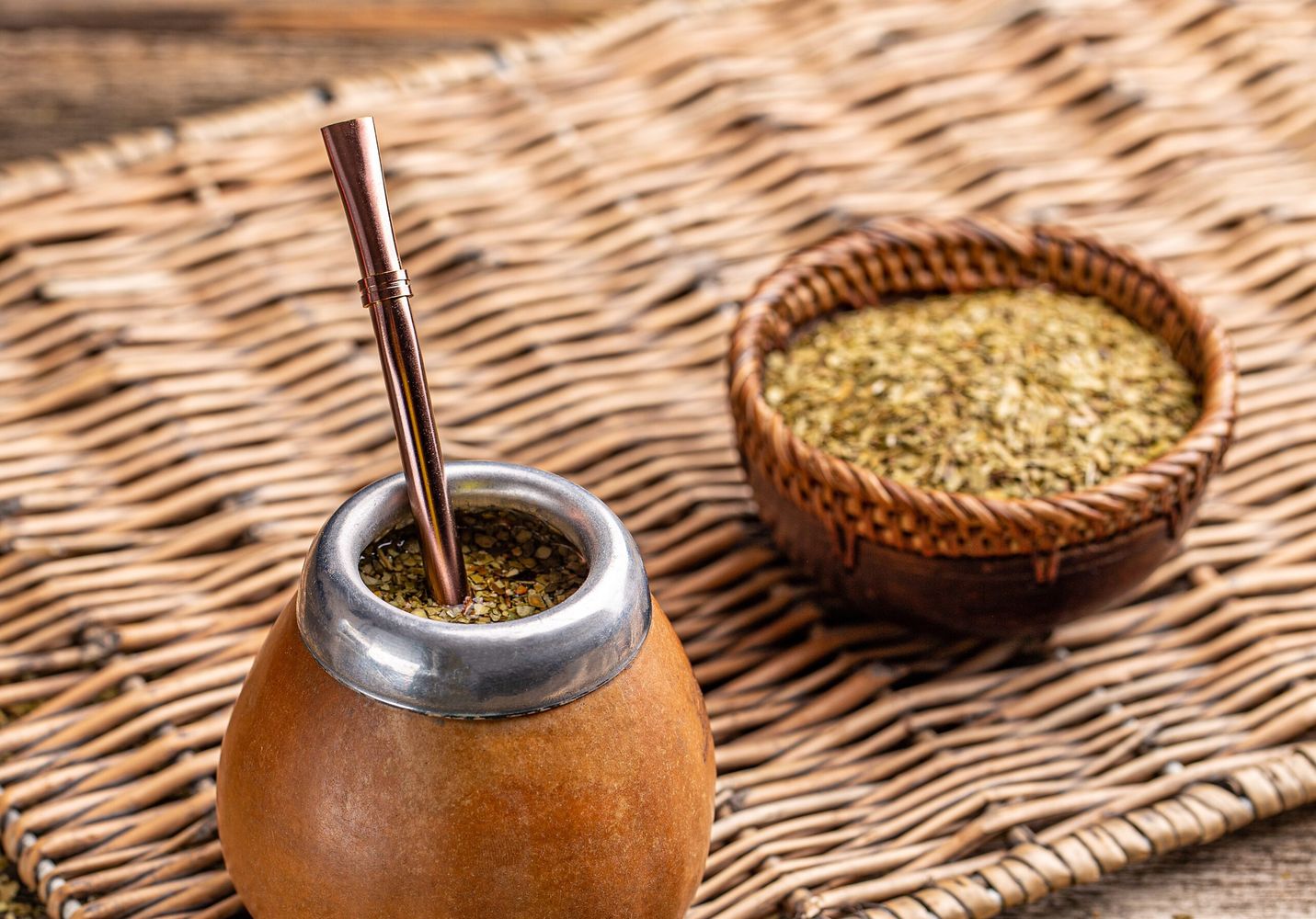 ¿La yerba mate tiene magnetismo? La teoría viral que fue analizada por un especialista