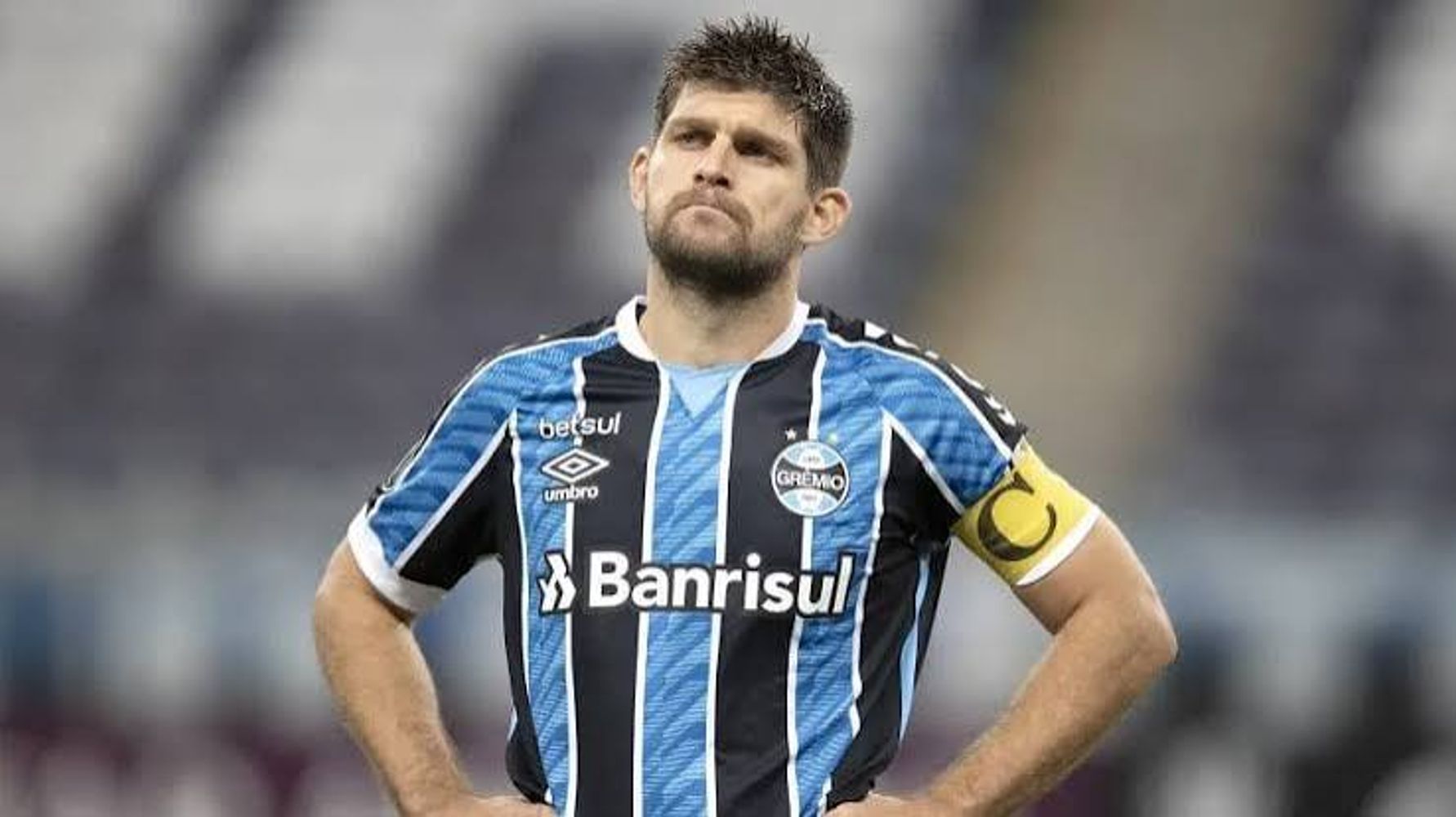 Estafaron a los jugadores del Gremio.