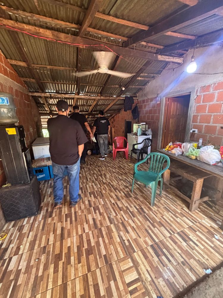 Puerto Iguazú: secuestraron vainas y un proyectil durante un allanamiento por el tiroteo vinculado a una muerte en Paraguay.
