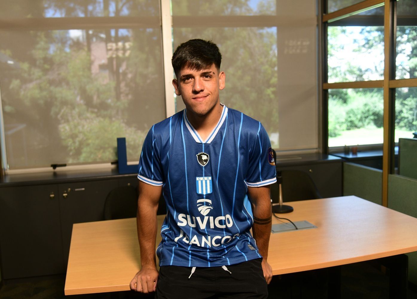 Leandro Córdoba, figura de Racing de Nueva Italia, pasó al de Avellaneda.
