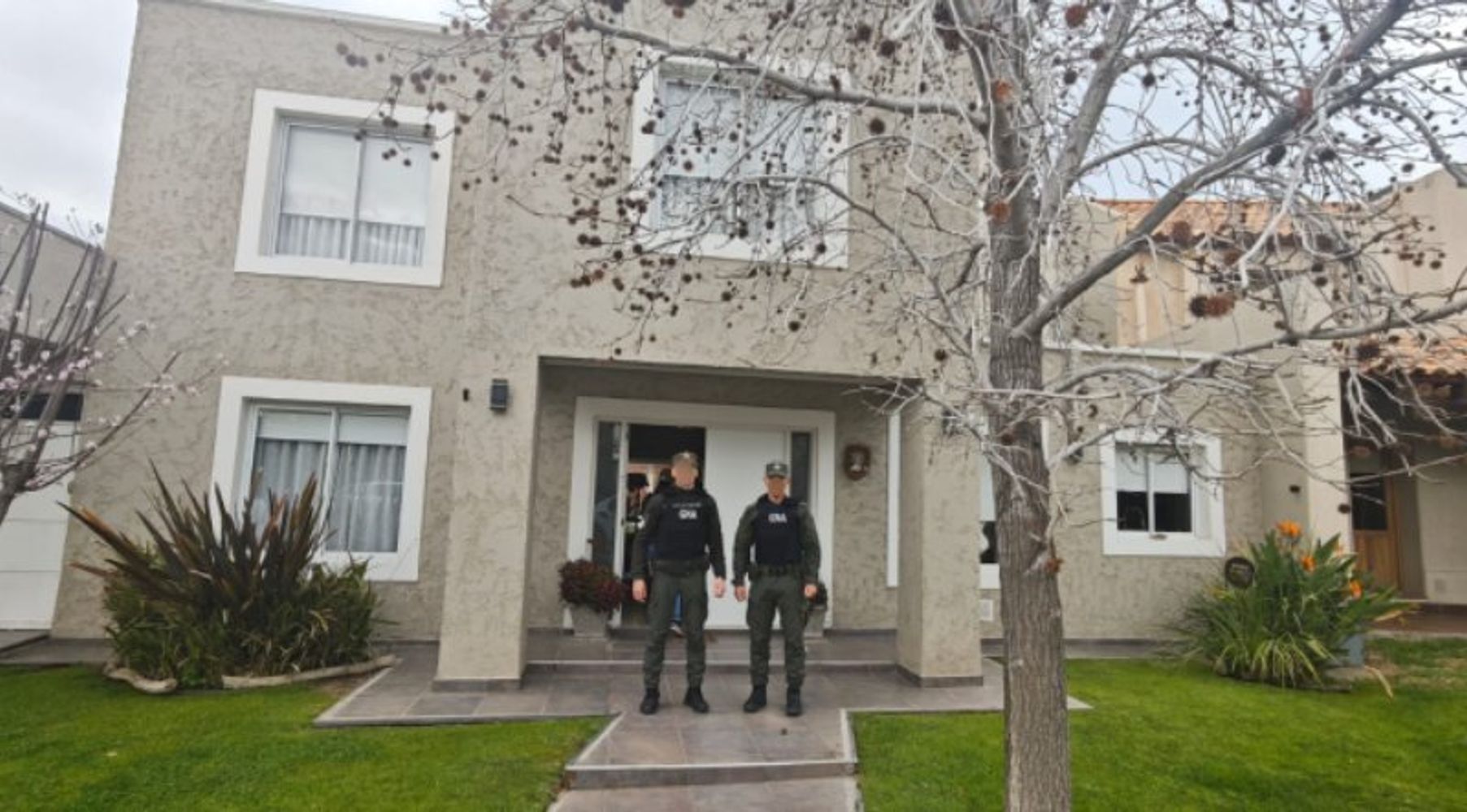 Más de 40 allanamientos por parte de Gendarmería Nacional.