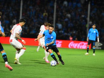 Belgrano sorprendió con el "Chino" Zelarayán de nuevo titular, para el compromiso ante Huracán